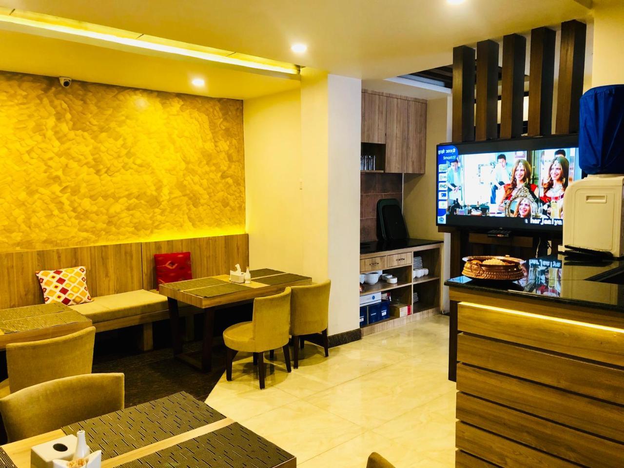 The Milestone Hotel Катманду Екстер'єр фото